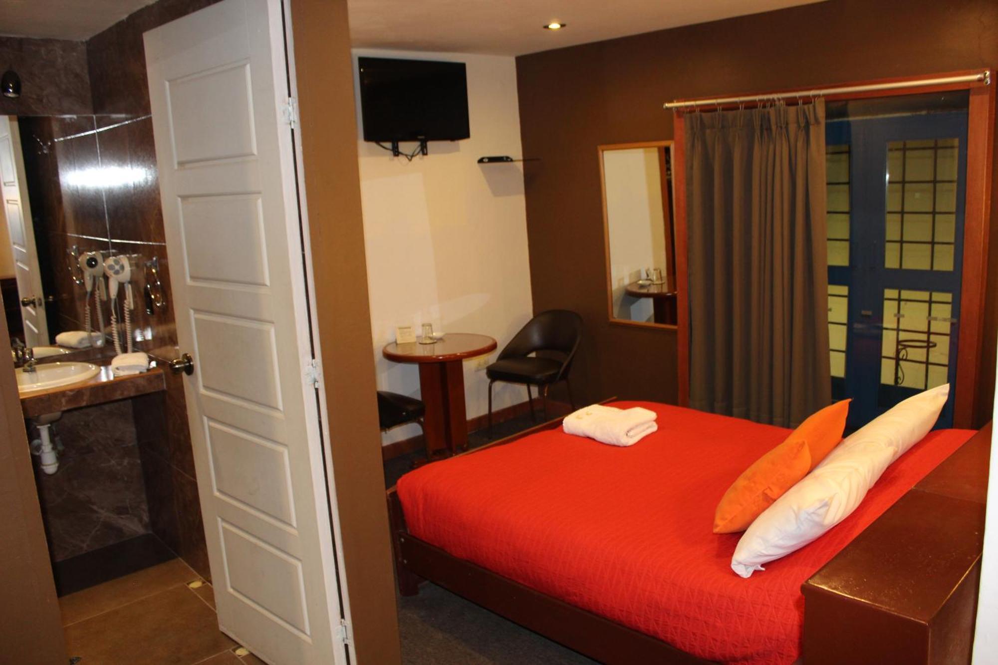 Hotel Amtallpa San Blas Inn Куско Экстерьер фото